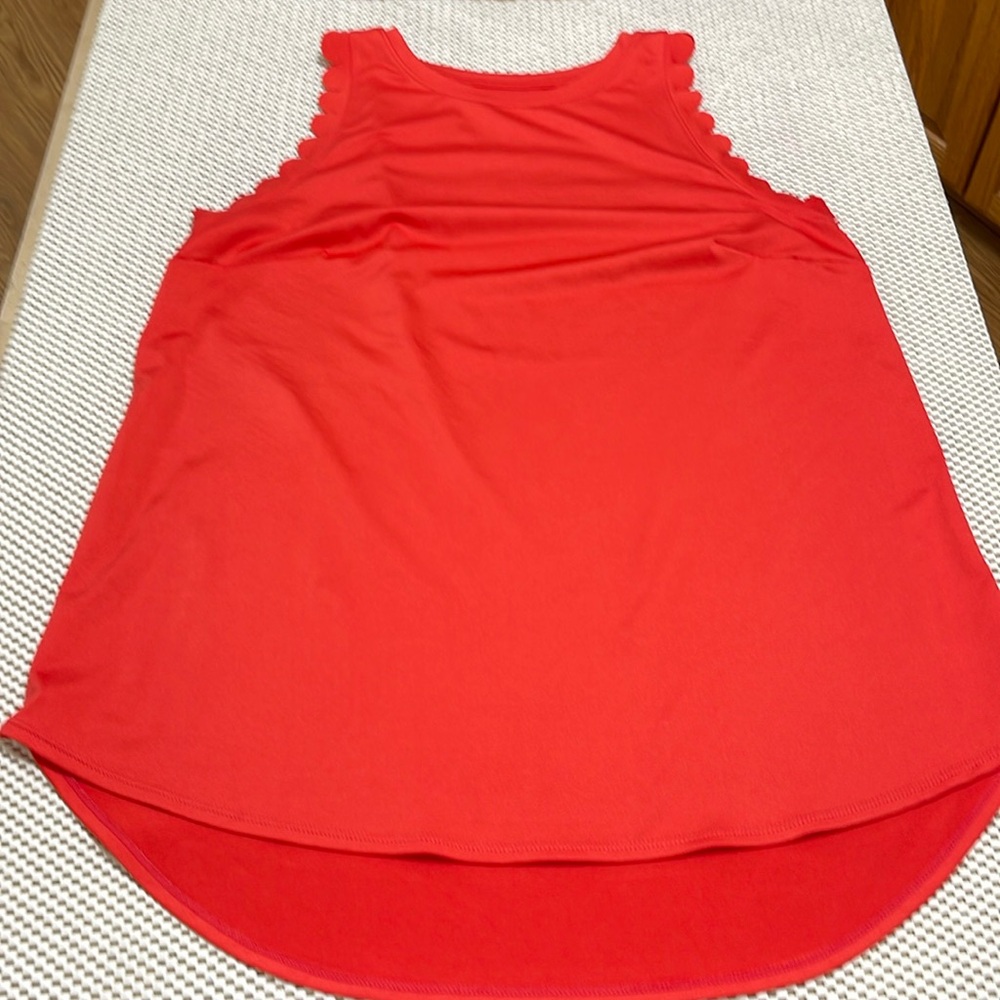 Crown & Ivy Red Sleeveless Top - Sz S